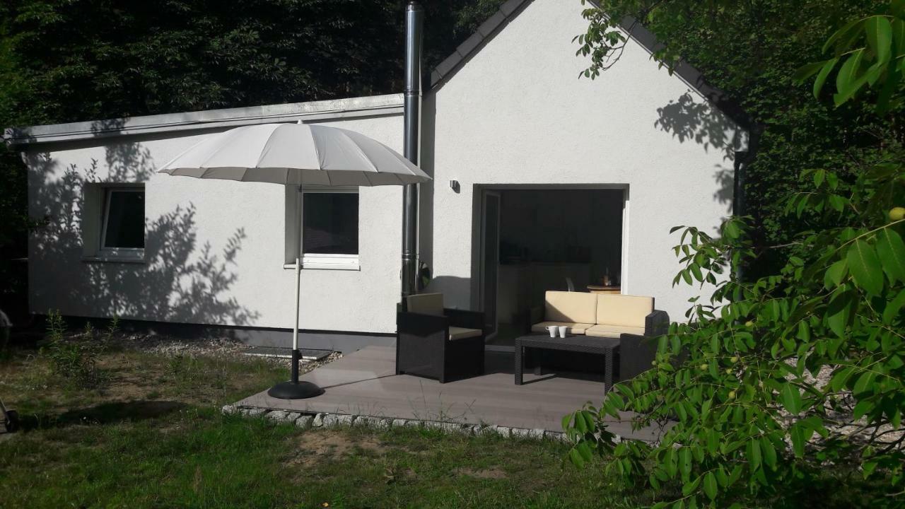 Cottage Am Wald Bei Berlin Falkensee Extérieur photo